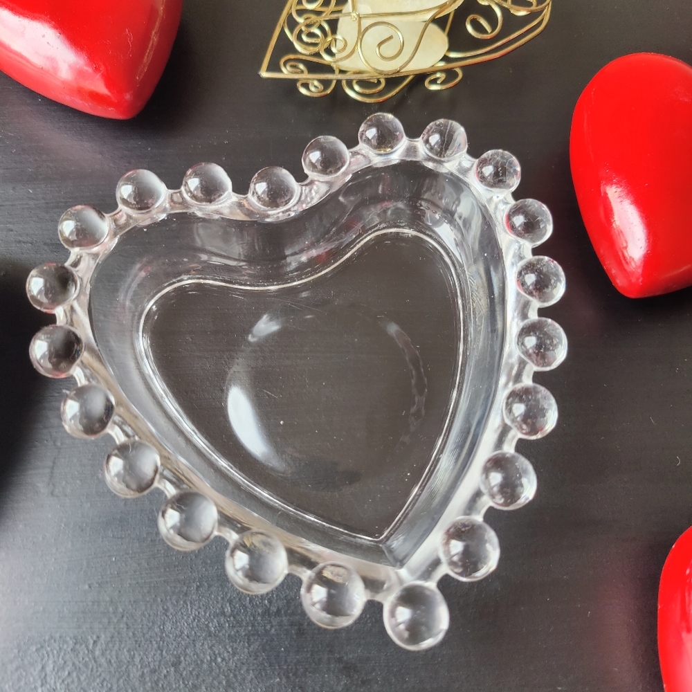 Vintage | Imperial Glass | Heart ❤️ shaped trinket Dish with Candlewick edging